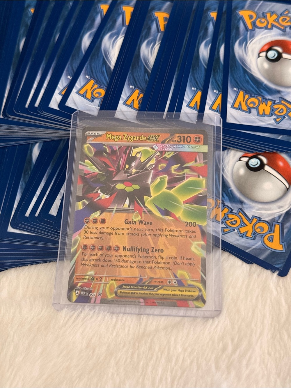 Mega Zygarde EX and Pokémon Trading Cards Bulk 100 Cards Bundle